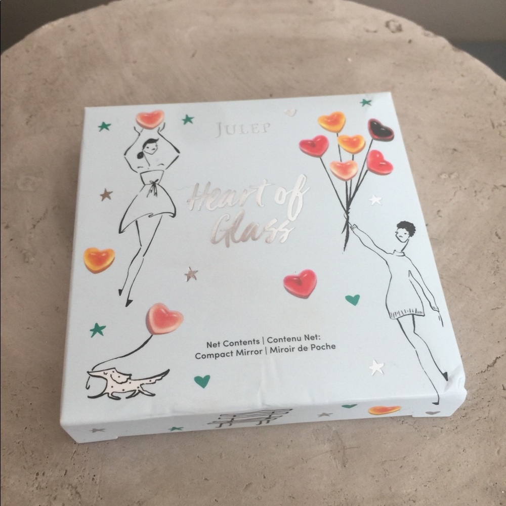 Julep compact mirror